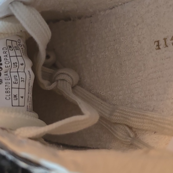 Gola Women's Leopard Print Sneakers with Blue Accents Retail $110.00US - Picture 13 of 16